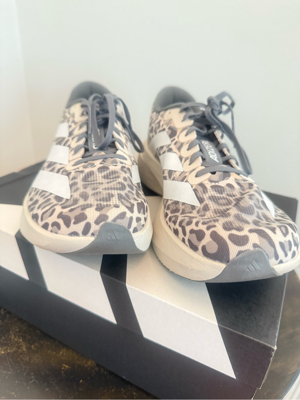 adidas Leopard Print Running Shoe - White & Gray